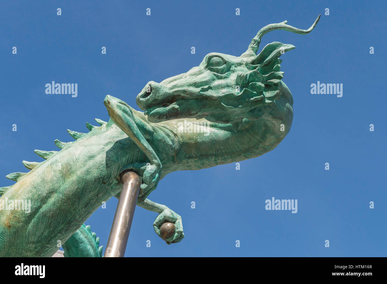 Bronze dragon, street art, sculpture, Chinatown, downtown Philadelphia, Pennsylvania, USA Stock Photo