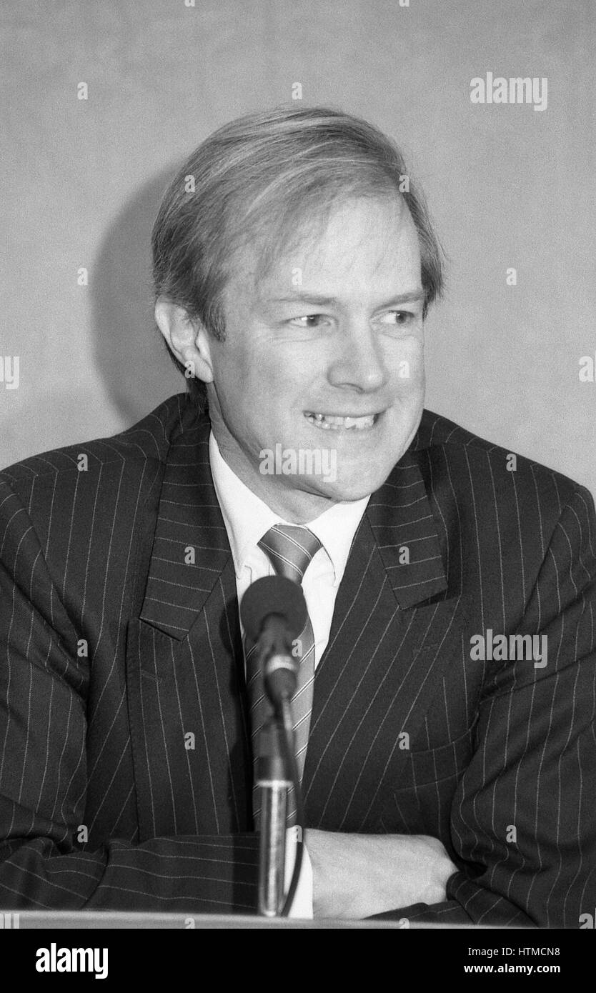 Rt. Hon. Peter Lilley, Secretary of State for Trade and Industry and Conservative party Member of Parliament for St. Albans, attends a party press conference in London, England on February 21, 1992. Stock Photo