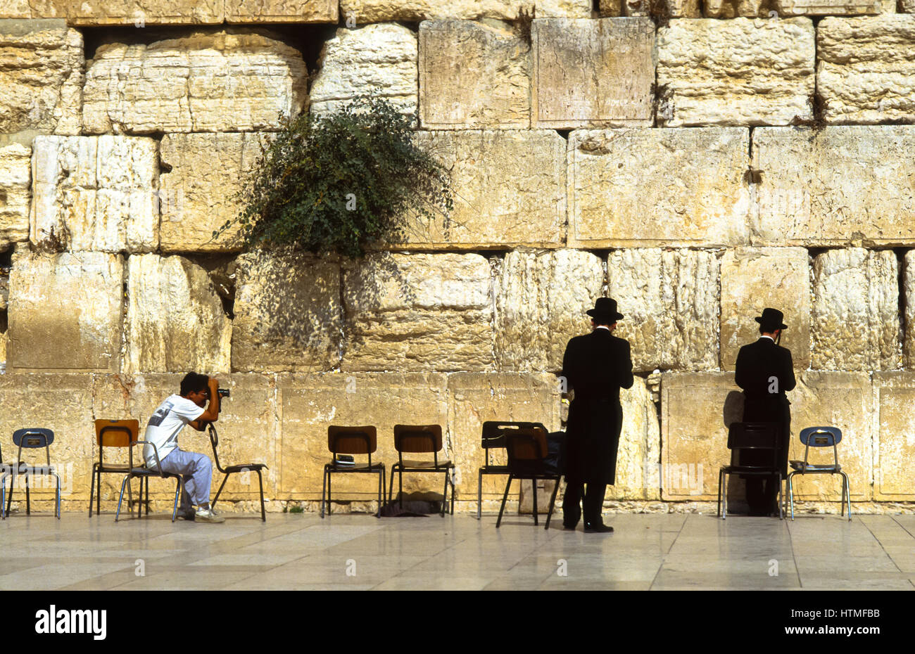 praying jews at famous wall at jerusalem, israel Stock Photo Alamy