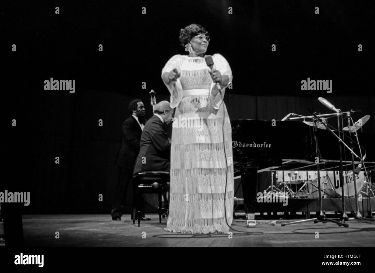 American jazz singer Ella Fitzgerald performing at the Palais des Congrès in Paris, on September 17, 1977. Stock Photo
