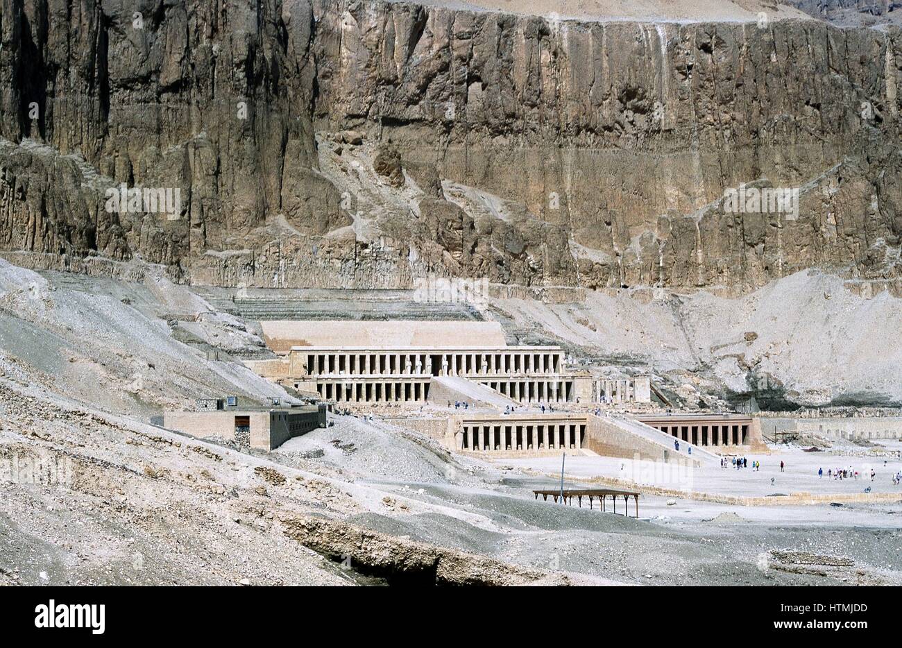 mortuary temple of queen hatshepsut