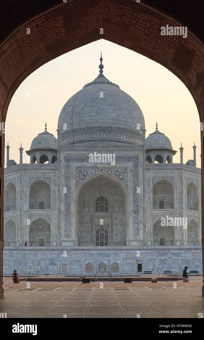 TAJ MAHAL OFFICIAL WEBSITE OF TAJ MAHAL GOVERNMENT OF UTTAR PRADESH visual data 8