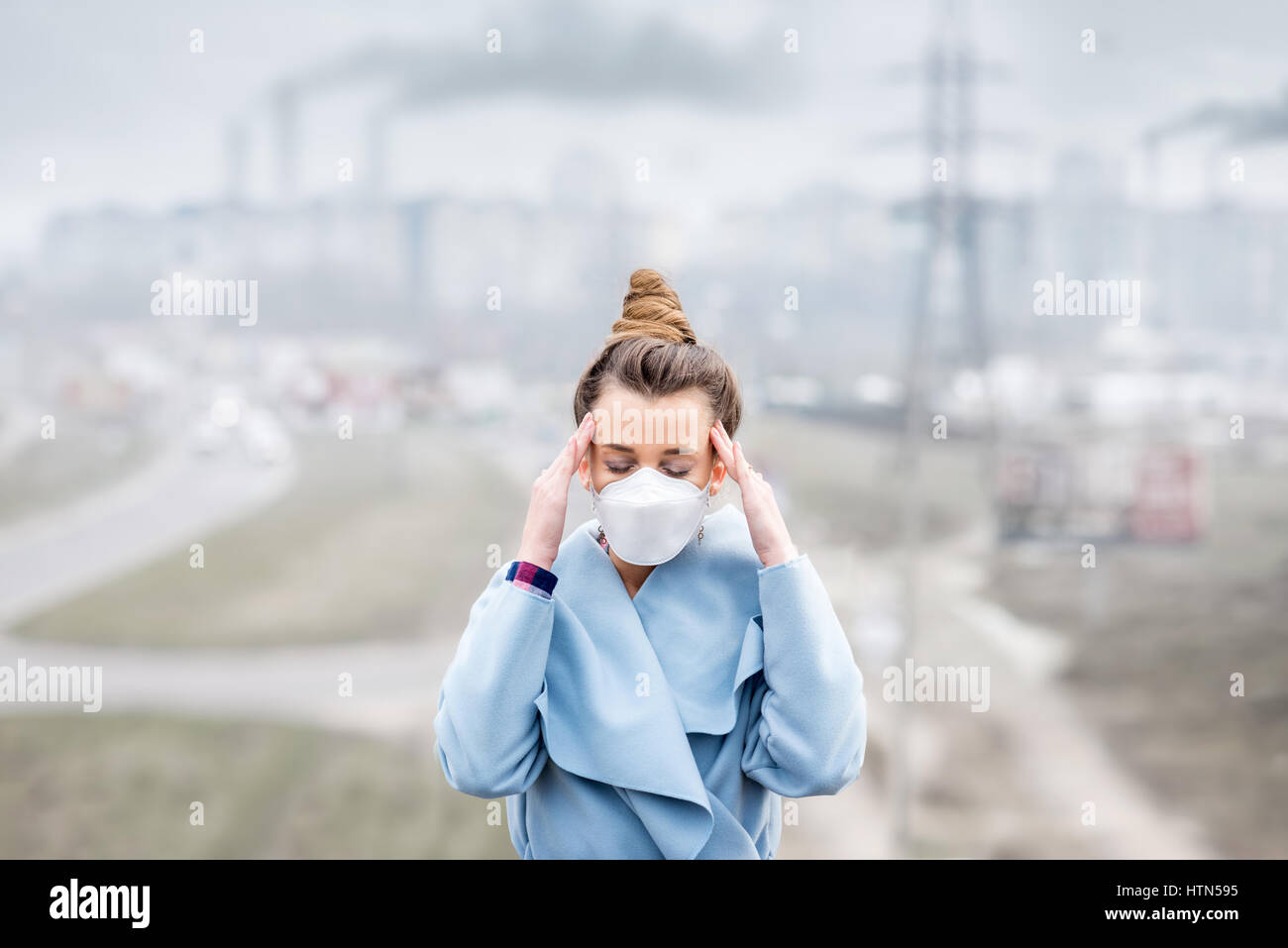 Tube woman wearing face mask hi-res stock photography and images - Alamy