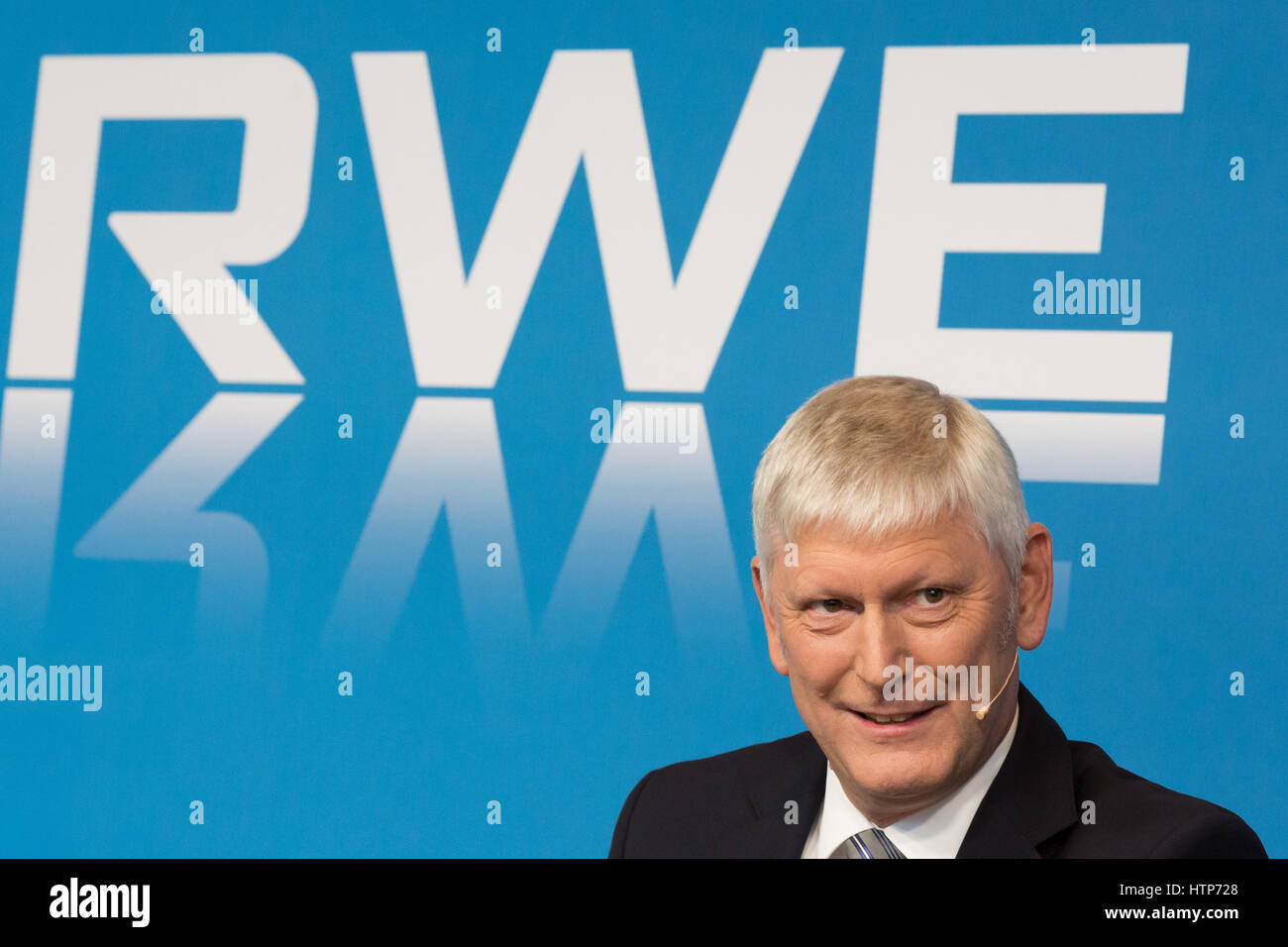 Ron Ritter Rwe Essen, Germany. 14th Mar, 2017. RWE AG balance sheet news conference ...