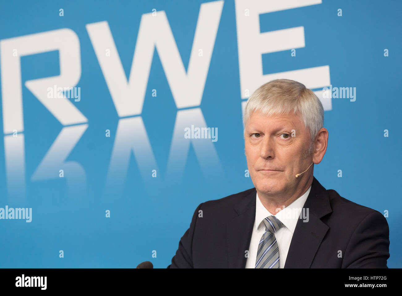 Ron Ritter Rwe Essen, Germany. 14th Mar, 2017. RWE AG balance sheet news conference ...