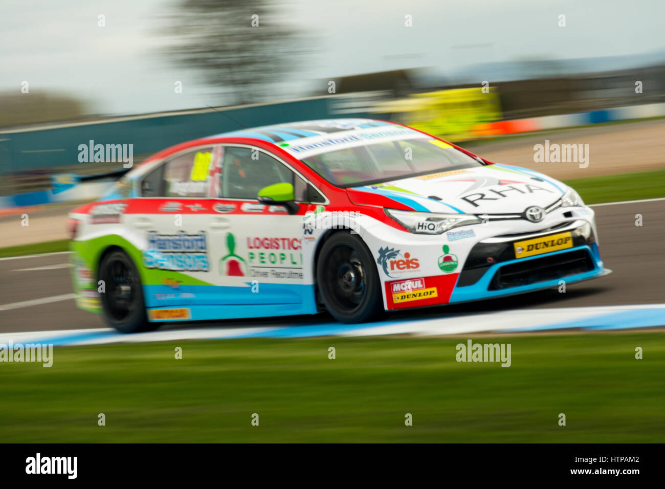 Castle Donington, UK. 16th Mar, 2017. Dunlop MSA British Touring Car