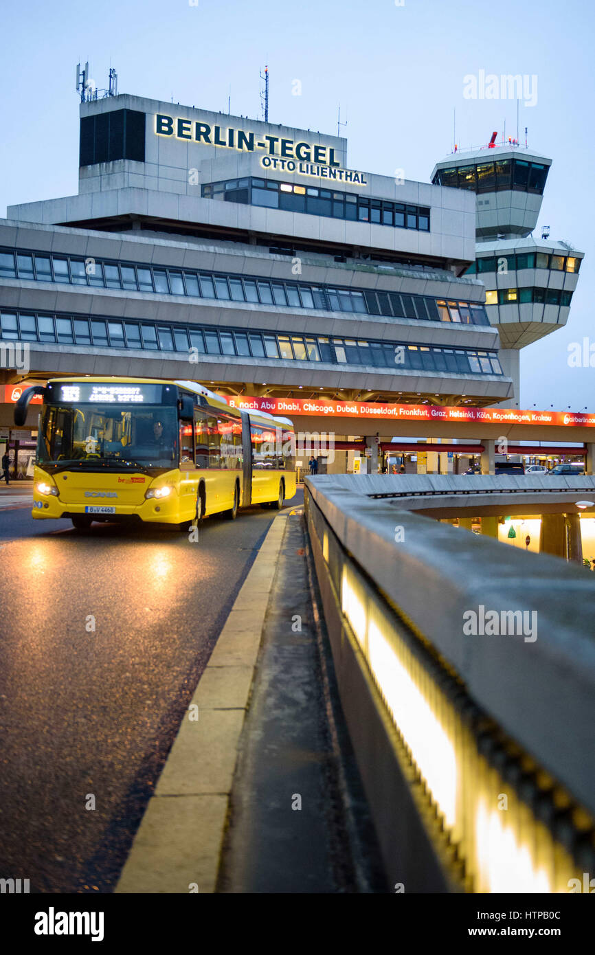 Bus txl hi-res stock photography and images - Alamy