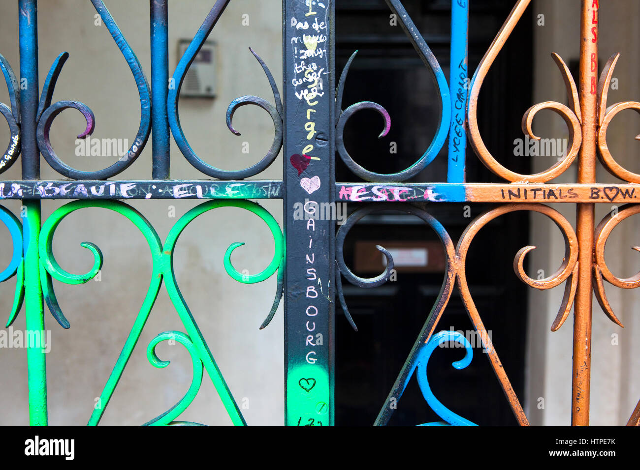 The house of Serge Gainsbourg, 5 Bis Rue de Verneuil, 75006 Paris, France.  La maison de Serge Gainsbourg. Stock Photo