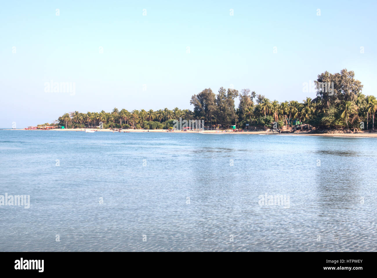 The coast of Saint Martin's island in the Bay of Bengal in Bangladesh ...