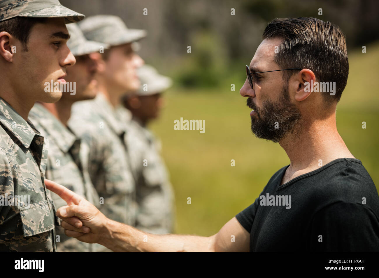 Military communication training hi-res stock photography and images - Alamy