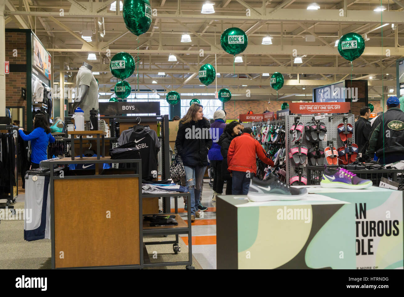 New Kind of REI? Check Out Just-Opened North Conway Store