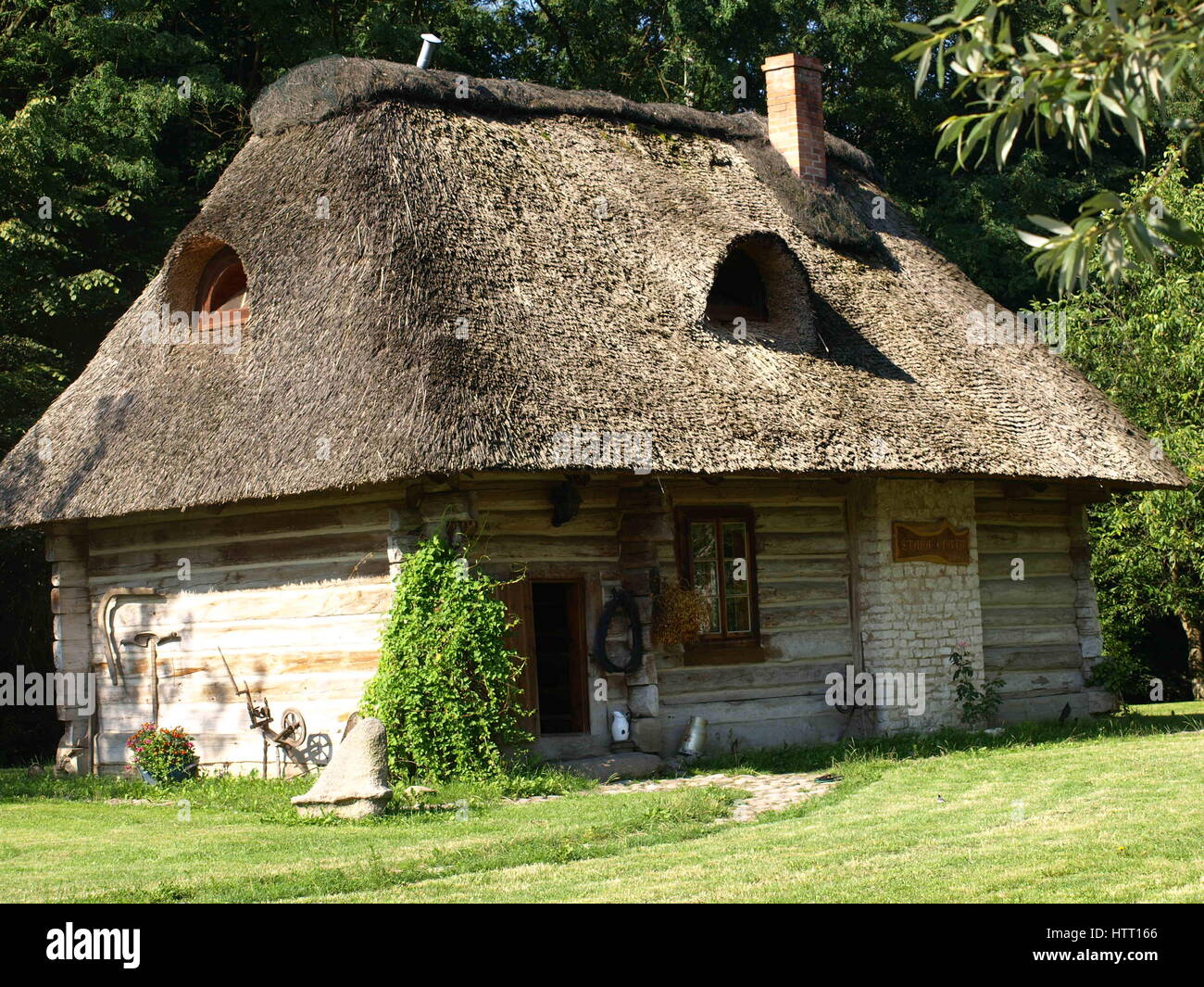 The oldest homes in Europe still standing | loveexploring.com