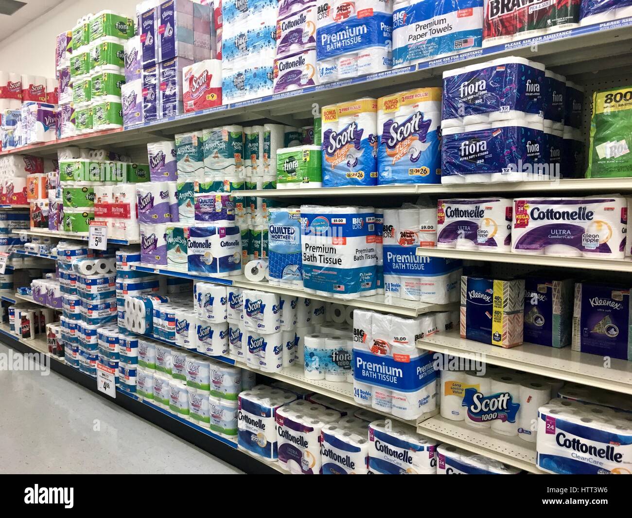 Toilet paper isle Stock Photo Alamy