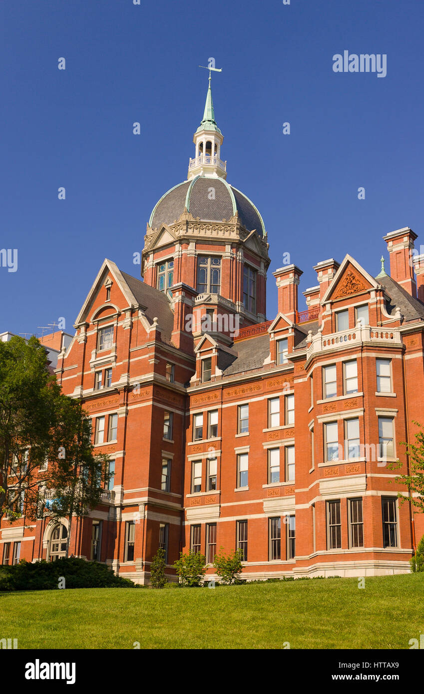 BALTIMORE, MARYLAND, USA Johns Hopkins Hospital building Stock Photo