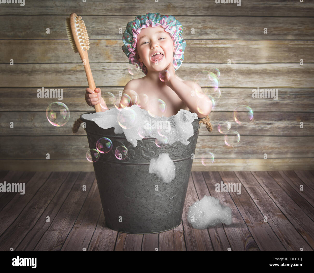 Tin Bath Vintage Hi res Stock Photography And Images Alamy tin-bath-vintage-hi-res-stock-photography-and-images-alamy