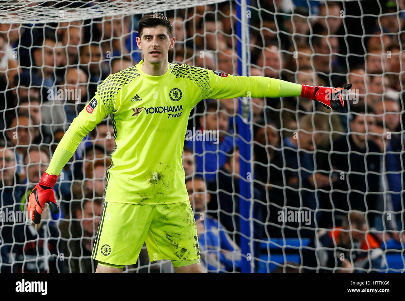 Thibaut Courtois of Chelsea during the FA Cup match between Chelsea and  Manchester United at Stamford Bridge in London. March 13, 2017. James  Boardman / Telephoto Images +44 7967 642437 Stock Photo - Alamy