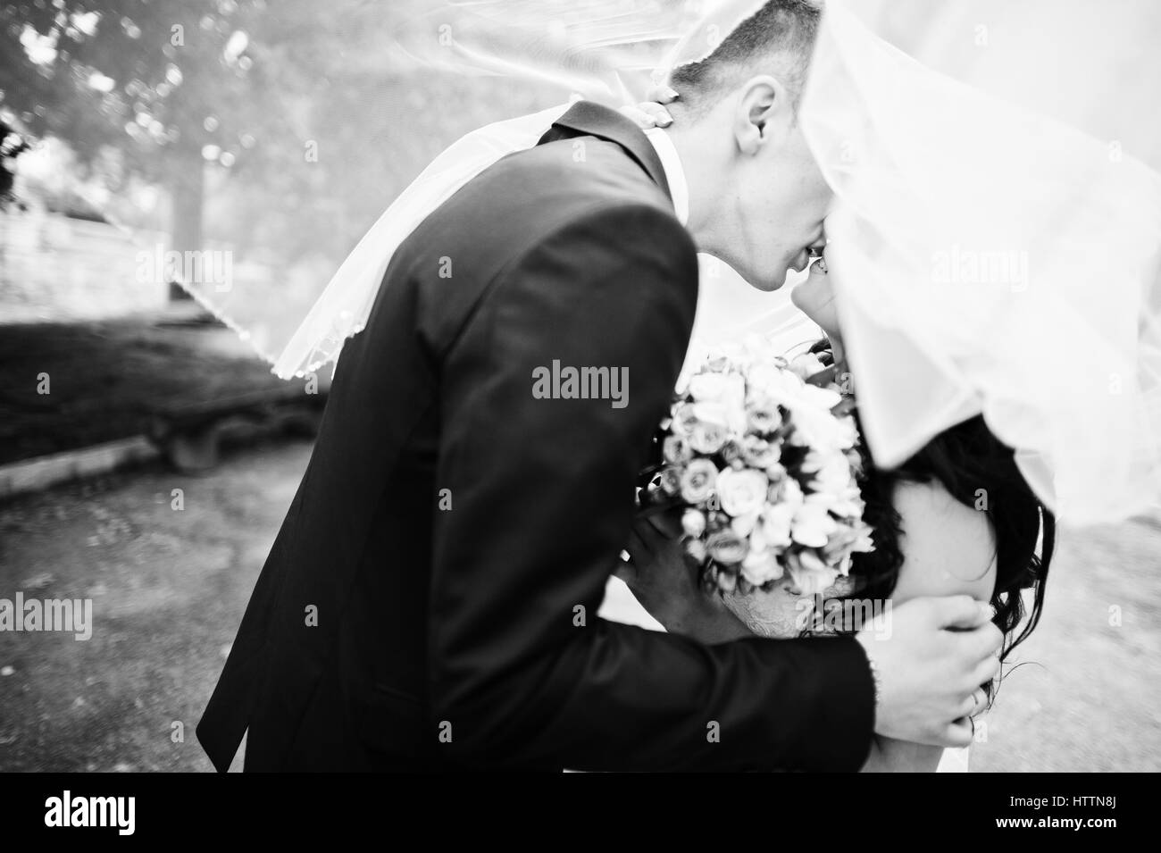 Wedding hand up man kissing hi-res stock photography and images - Alamy