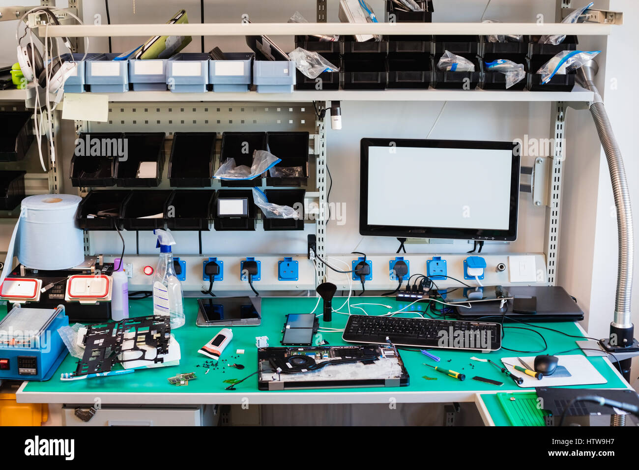 Laptop repair hi res stock photography and images Alamy