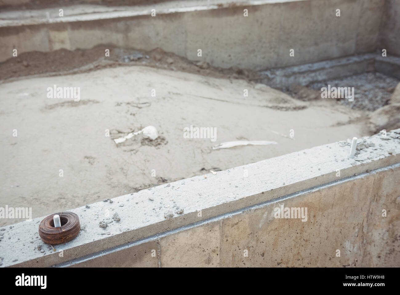 Foundation concrete hi-res stock photography and images - Alamy