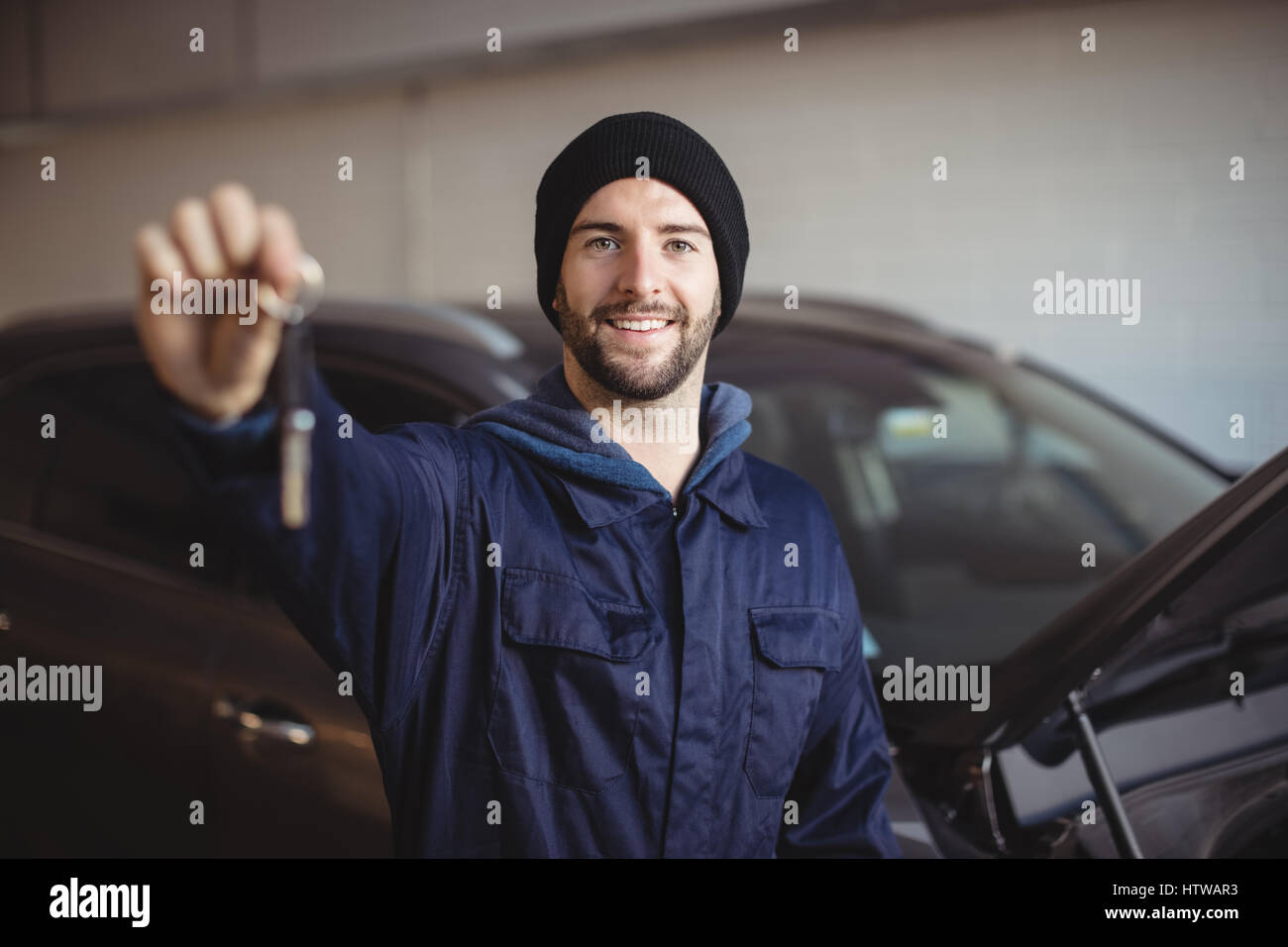 Mechanic key hi-res stock photography and images - Alamy