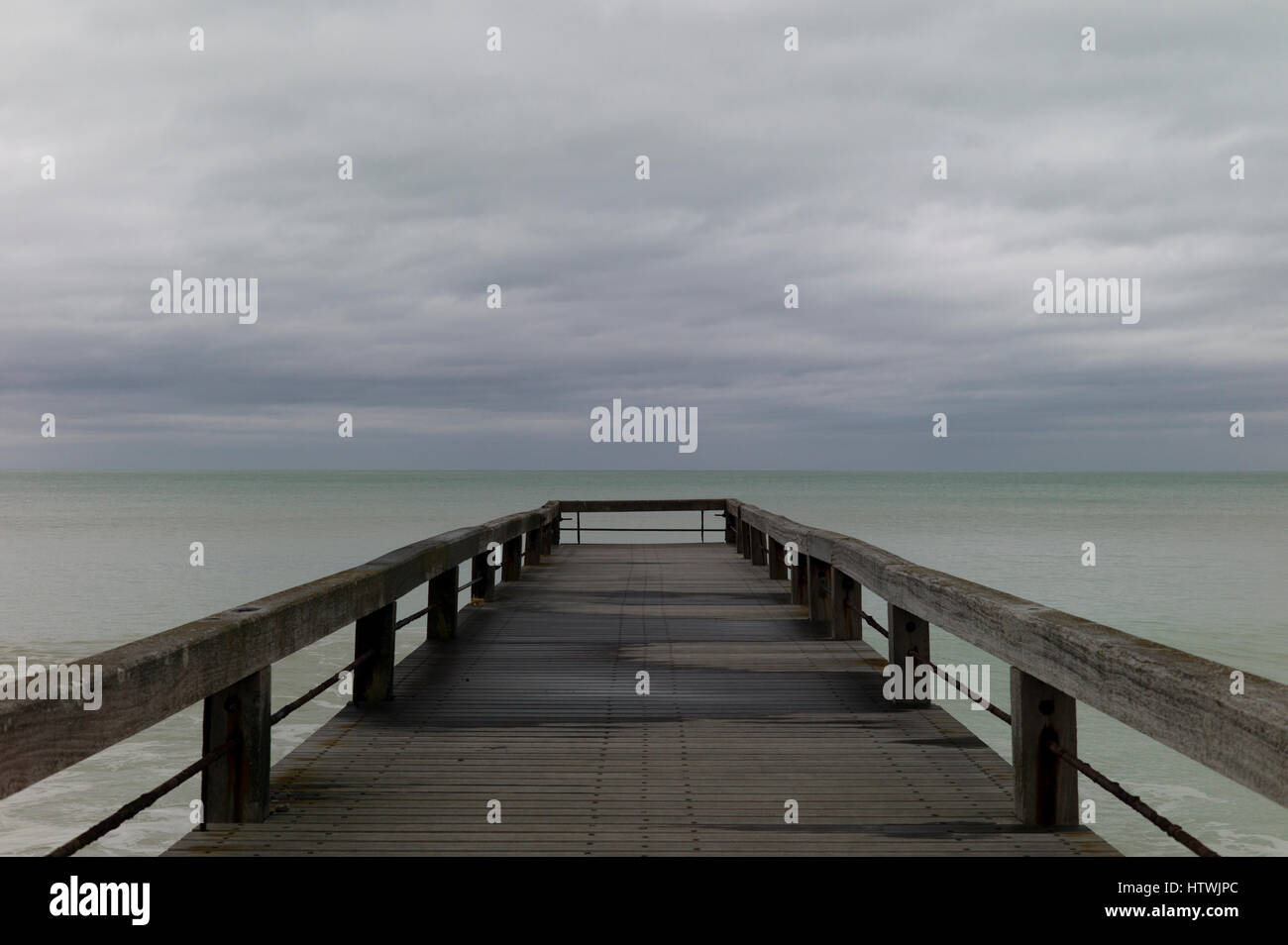 Old wooden empty pier hi-res stock photography and images - Alamy