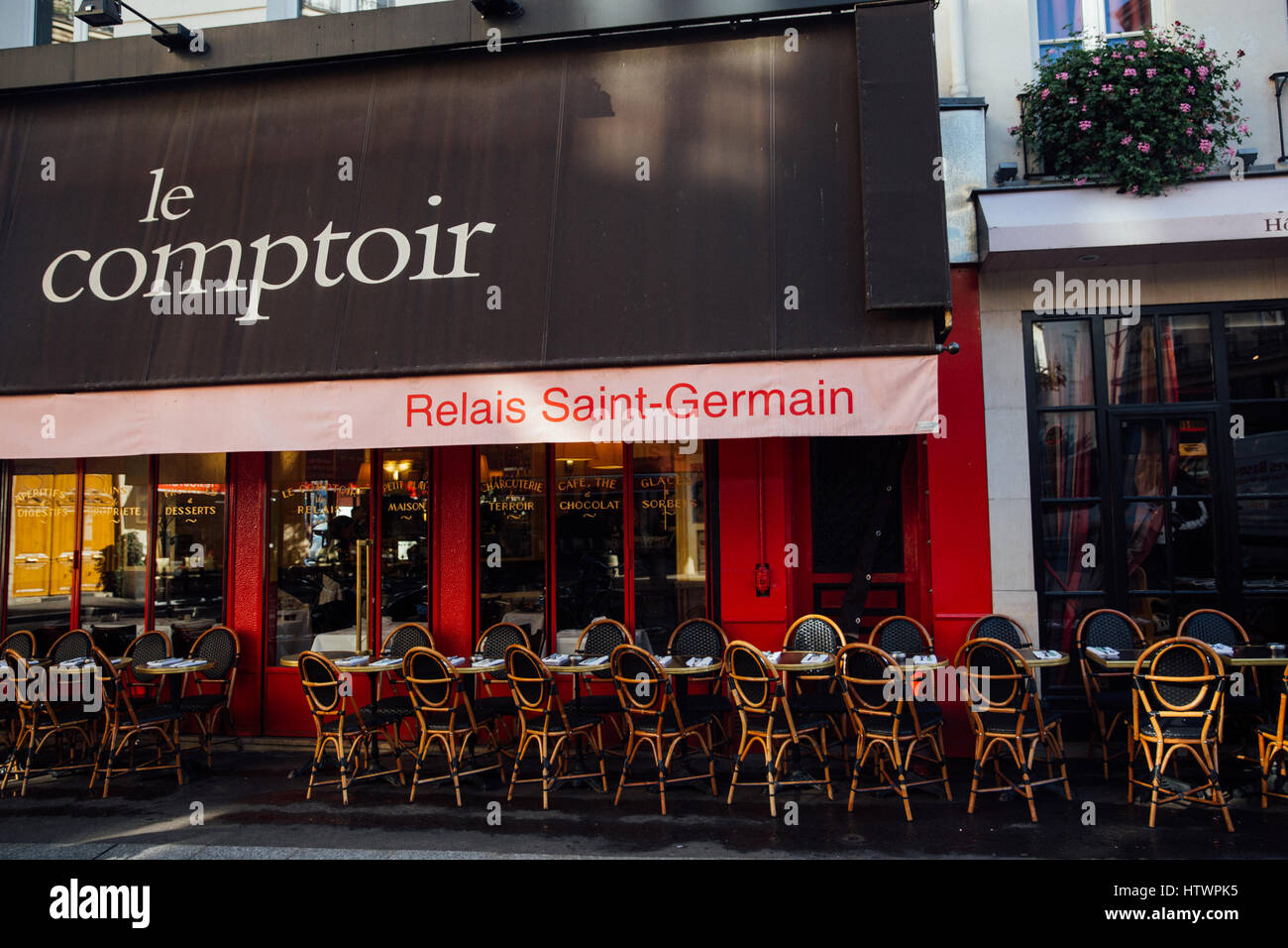 Le Comptoir restaurant, Paris Stock Photo  Alamy