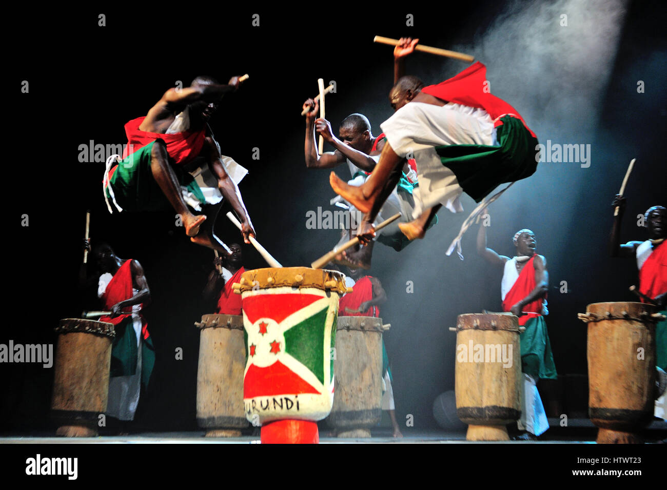 The royal drummers from Burundi, rhythms, music, ethnic, strong African royal, musicians, artists, porch, singing, singing, jumping, Drums (karyenda) Stock Photo