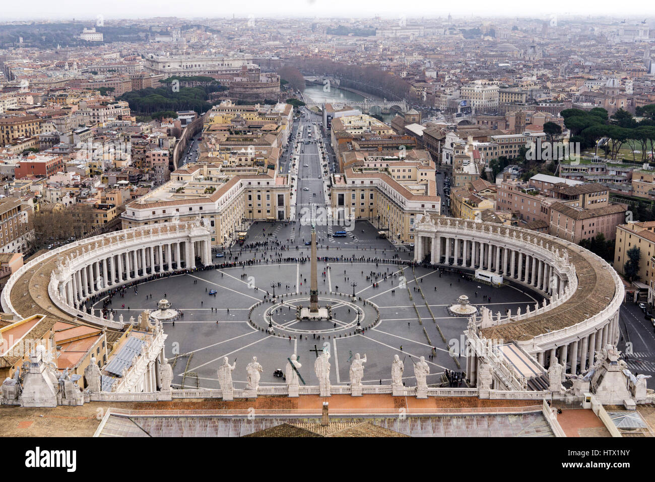 Peter Square St. Peter's Square, Vatican City, Rome, Italy Stock Photo - Alamy
