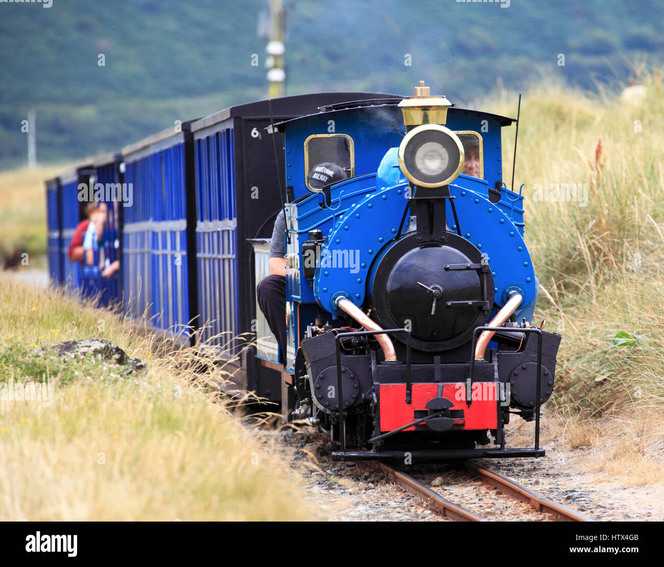 'Sherpa' heads towards Penrhyn Point on the Fairbourne Railway  Fairbourne Railway, Fairbourne, Wales, Europe Stock Photo