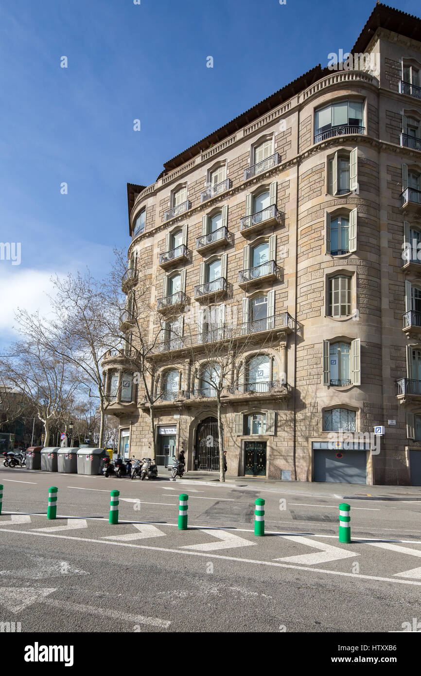 Bank building, Passeig de Gràcia 112, and Avinguda Diagonal, Barcelona, Catalonia, Spain. Stock Photo