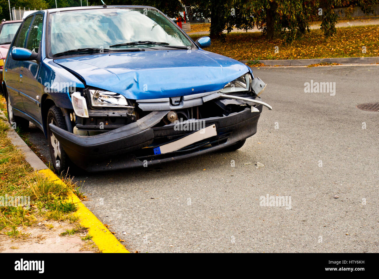 crashed car after accident Stock Photo Alamy