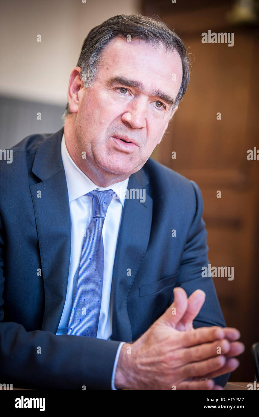 John Mothersole, Chief Executive of Sheffield City Council Stock Photo