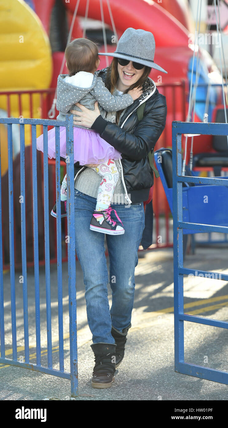 Rachel Bilson takes daughter Briar Rose Christensen to the farmers