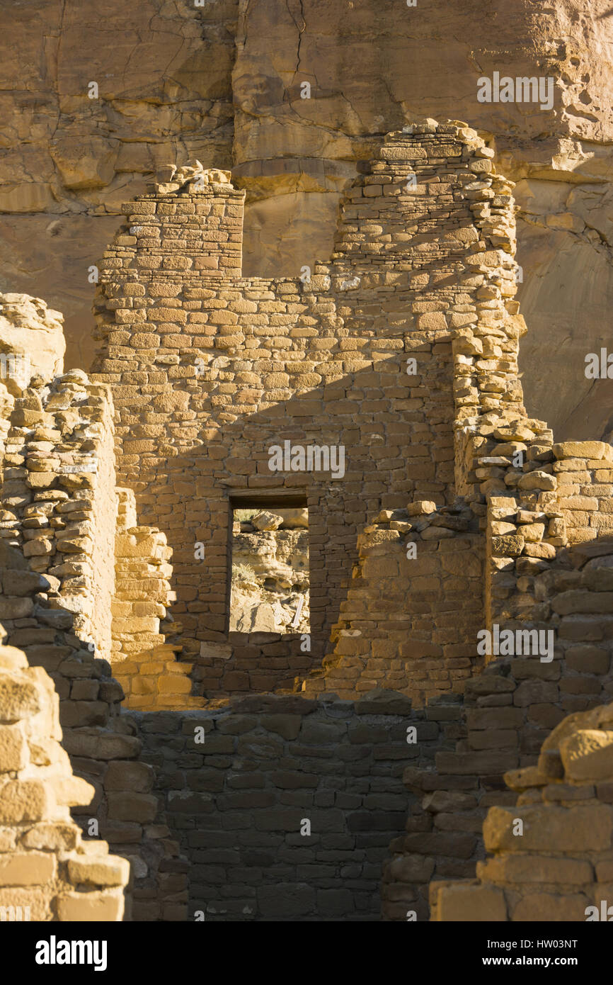 New Mexico, Chaco Culture National Historical Park, Kin Kletso ...