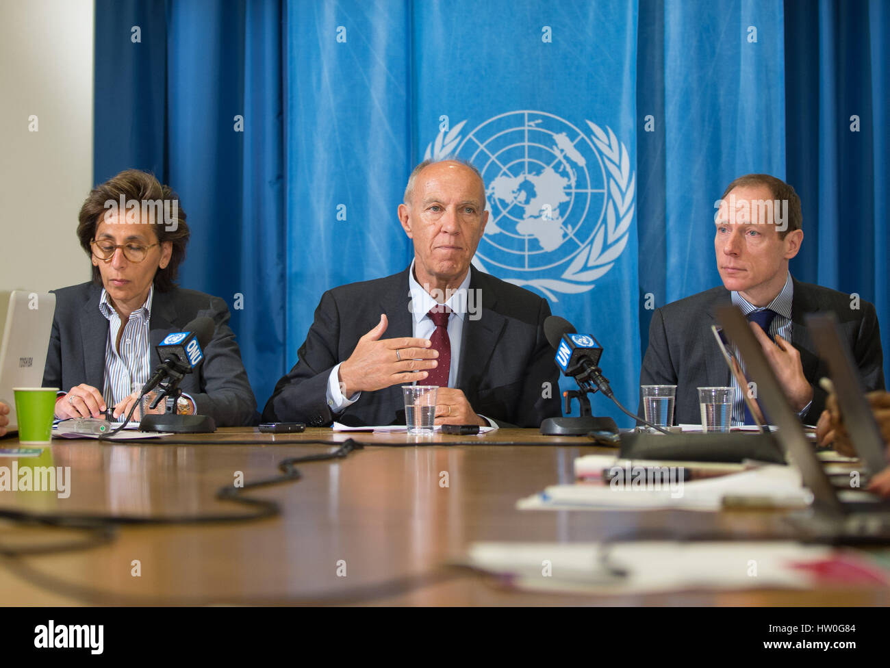 Geneva, Switzerland. 15th Mar, 2017. World Intellectual Property Organization (WIPO) Director General Francis Gurry (C) addresses a press conference in Geneva, Switzerland, March 15, 2017. Francis Gurry on Wednesday lauded China's strong performance in international patent and trademark filing. The WIPO revealed that China filed 43,168 applications under the organization's patent cooperation treaty (PCT) in 2016, up from 29,839 two years ago. Credit: Xu Jinquan/Xinhua/Alamy Live News Stock Photo
