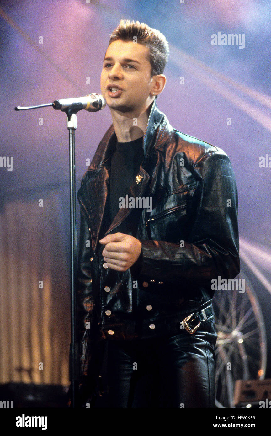 Dave Gahan (Depeche Mode) on 19.11.1984 in München, Munich. | usage  worldwide Stock Photo - Alamy