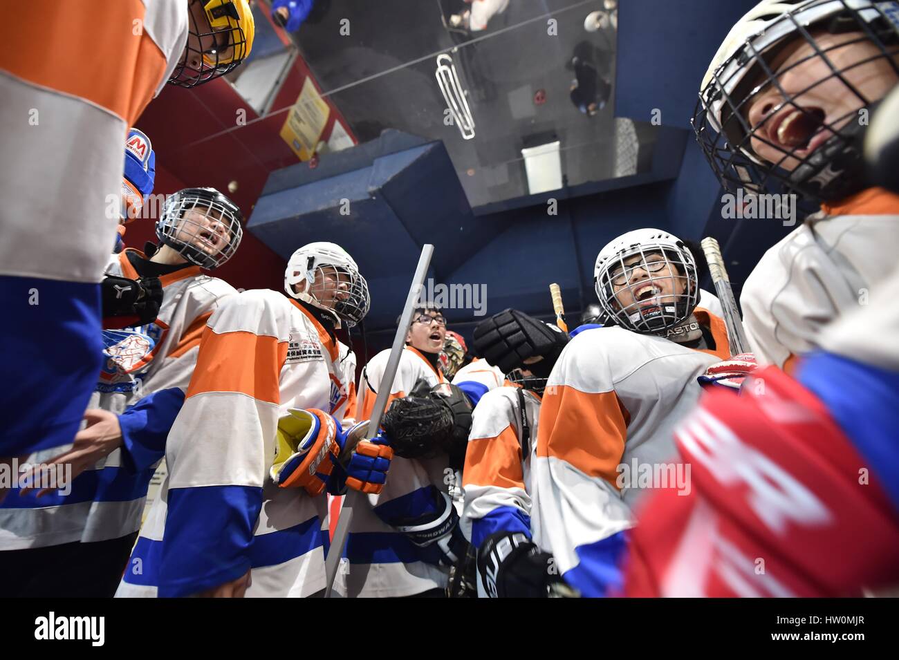 (170323) HONG KONG, March 23, 2017 (Xinhua) Players of Hong Kong