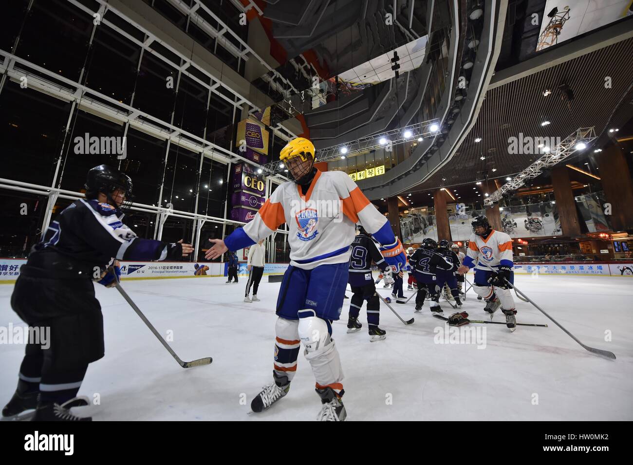 (170323) HONG KONG, March 23, 2017 (Xinhua) Players of Hong Kong