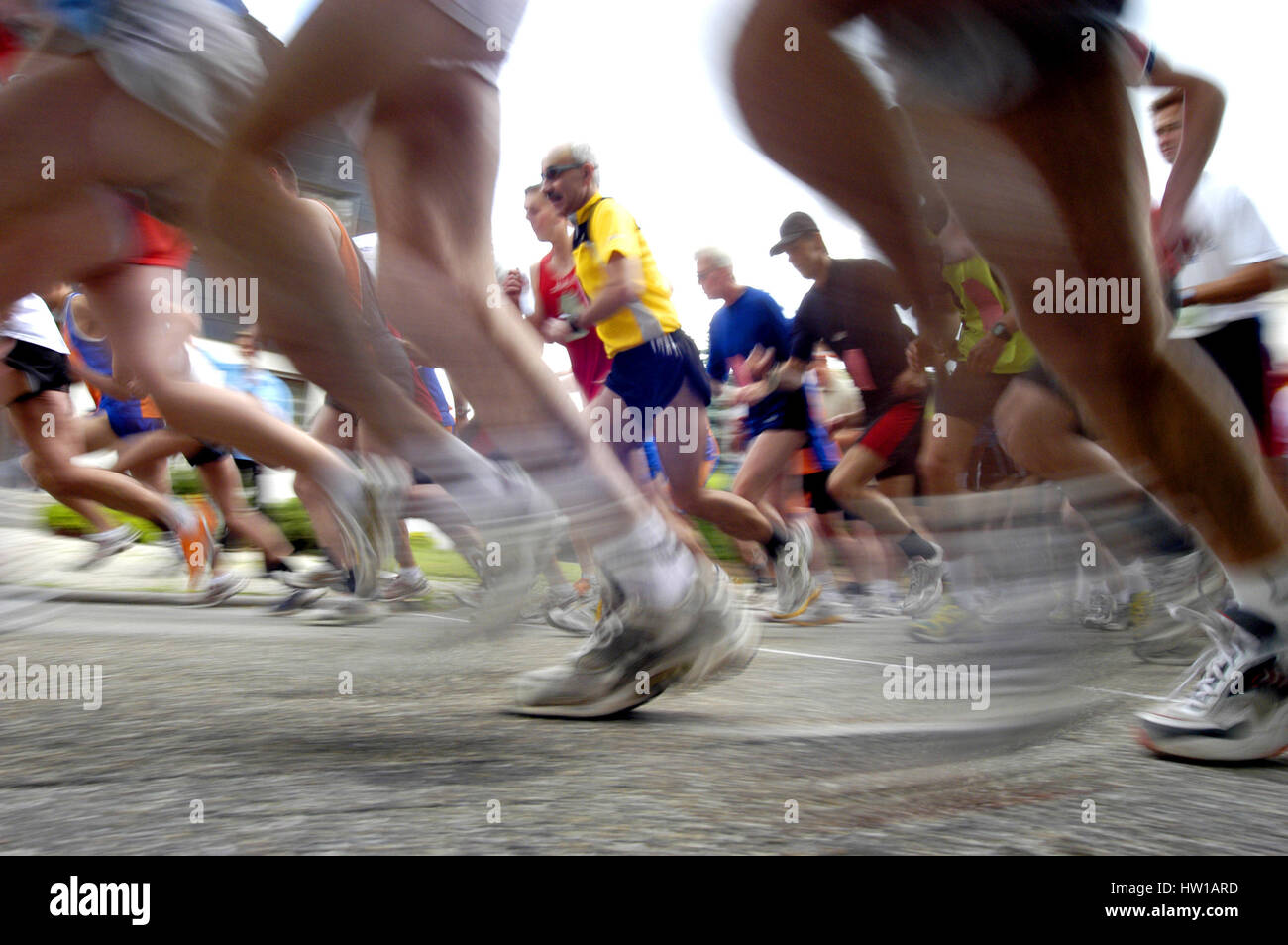 Joggers legs hi res stock photography and images Page 2 Alamy