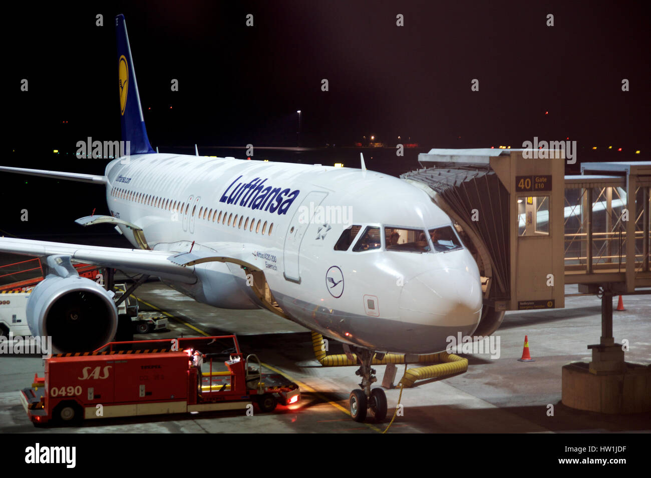 OSLO, NORWAY - JAN 21st, 2017: Lufthansa Airbus A320 airplane at the gate ready for boarding, early in the morning during winter. Stock Photo