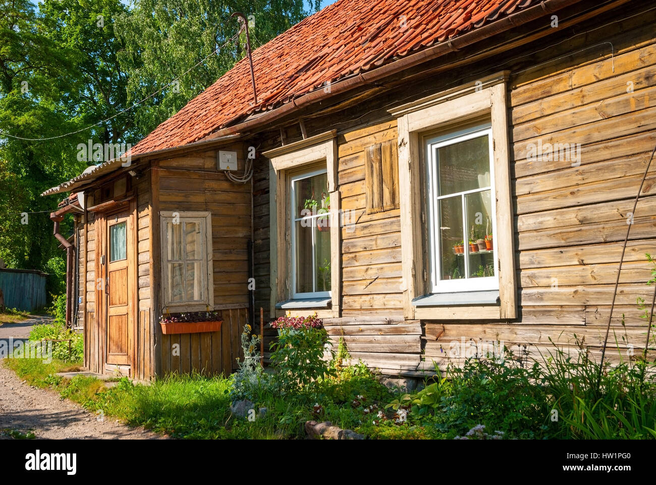 Typical wooden lithuanian house in the countryside Stock Photo Alamy