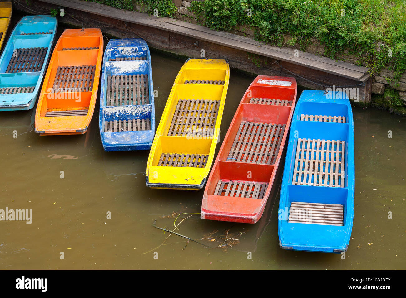 Colorful punts on the river Cherwel. Oxford, Oxfordshire, England, UK Stock Photo