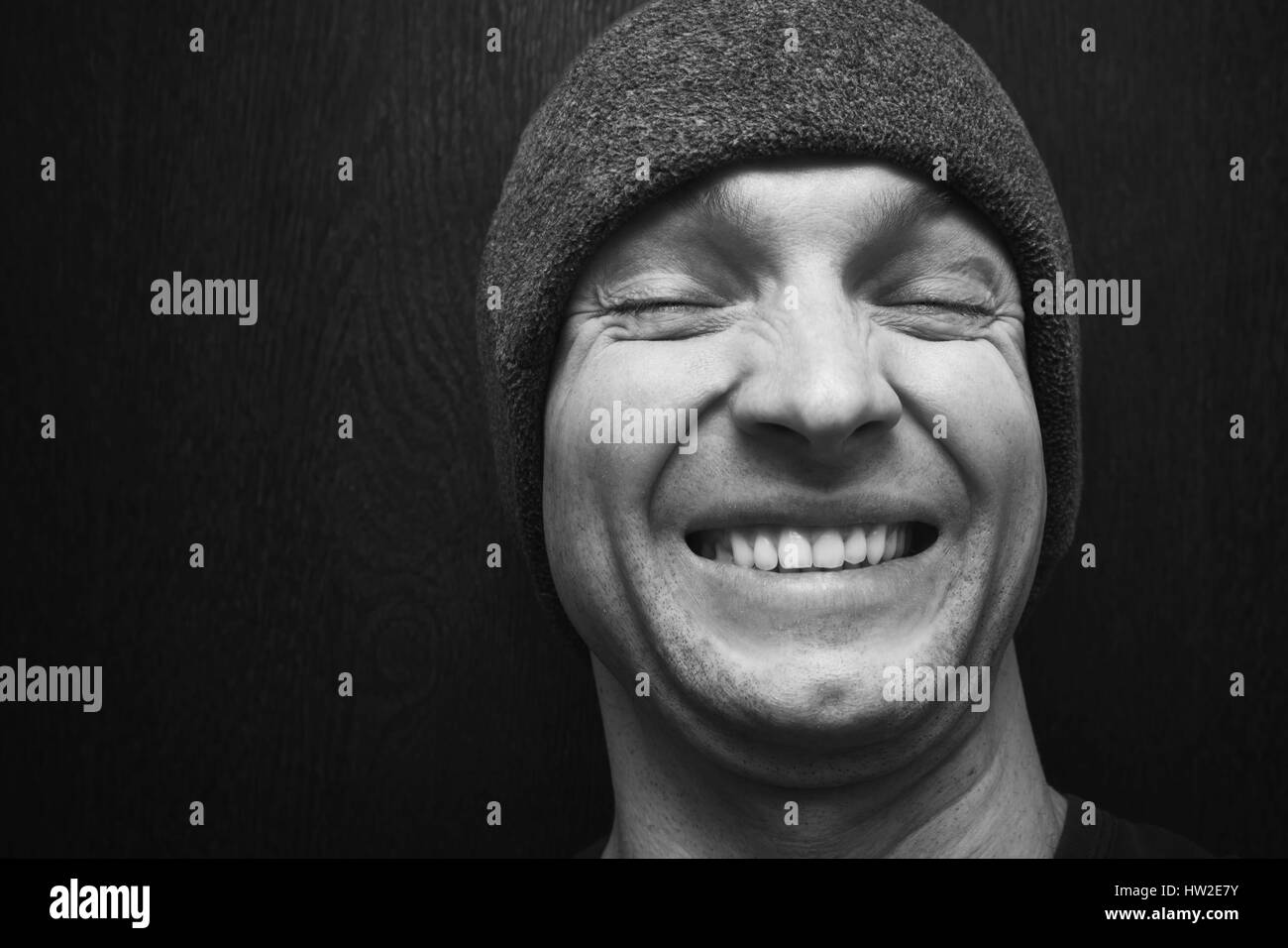 Smiling male black 30s hi-res stock photography and images - Alamy
