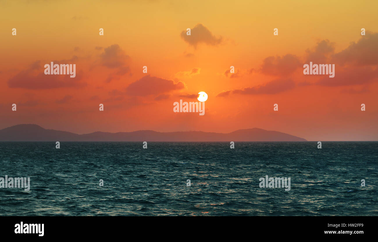 Beautiful sunset on the sea to photograph closeup Stock Photo - Alamy