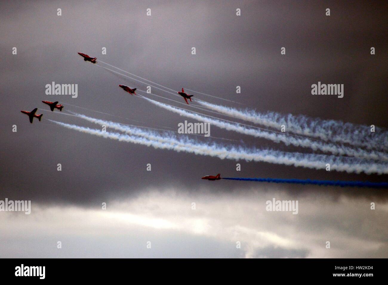 Perfrom Stock Photos & Perfrom Stock Images - Alamy
