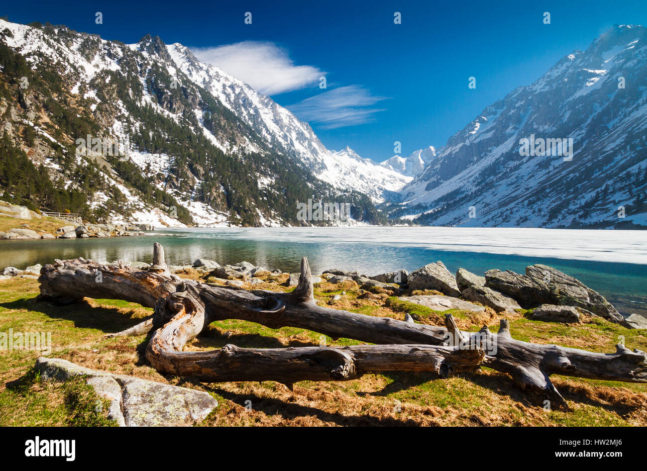 Cauterets and snow hi-res stock photography and images - Alamy