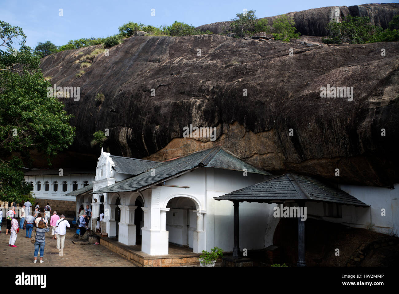 Dambulla Sri Lanka Dambulla Cave Temples Visitors Outside Entrance Stock Photo