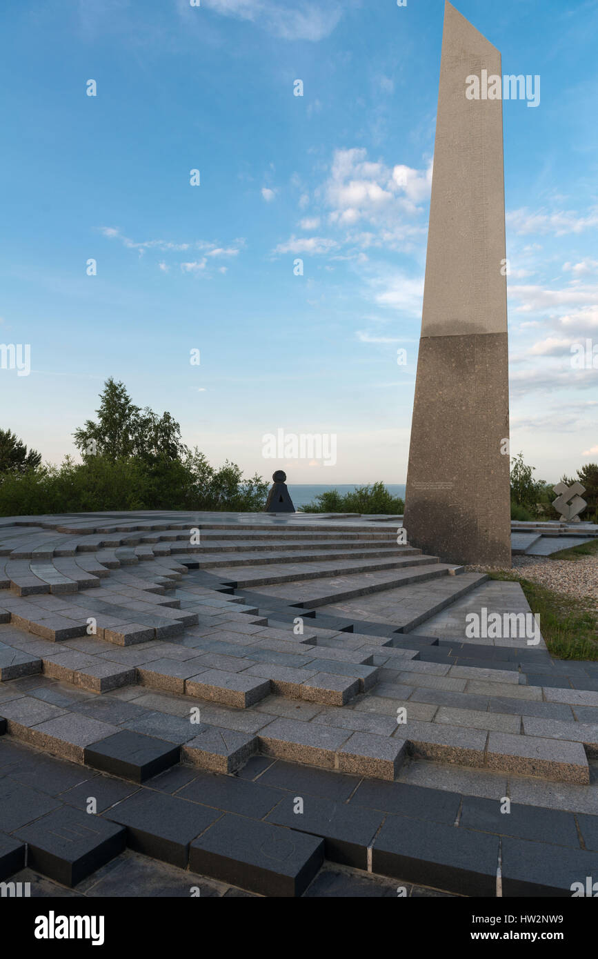 Obelisk and sundial hires stock photography and images Alamy