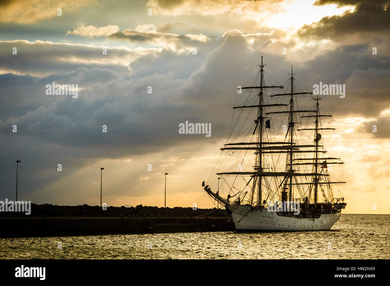 Ship Storm High Resolution Stock Photography And Images Alamy