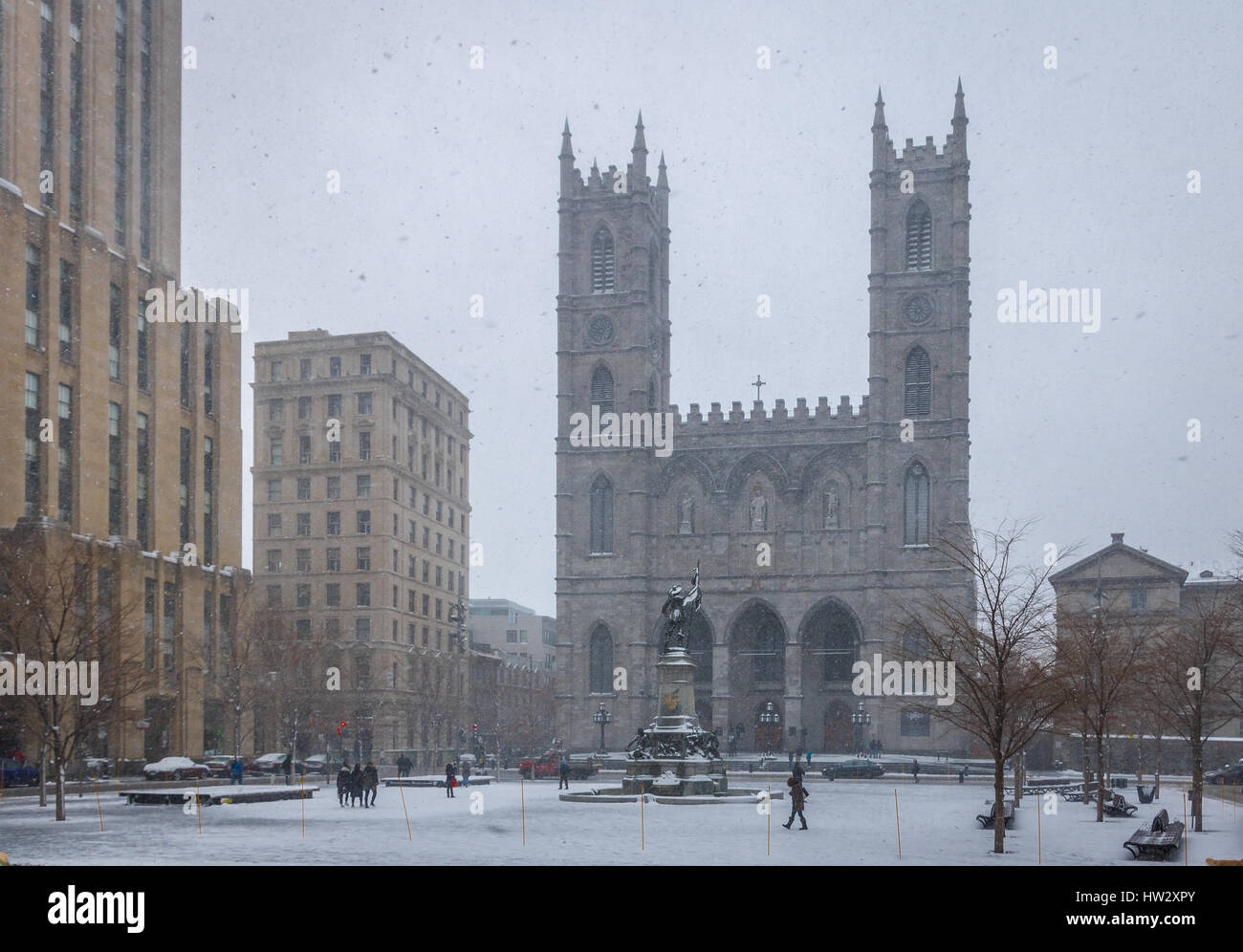 Montreal basilica notre dame hi-res stock photography and images - Alamy